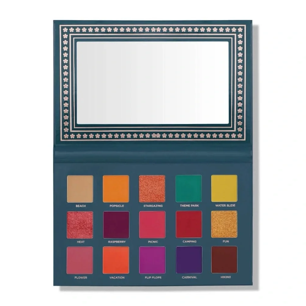 ACE BEAUTE NOSTALGIA EYESHADOW PALETTE - BNIB - Picture 2 of 3